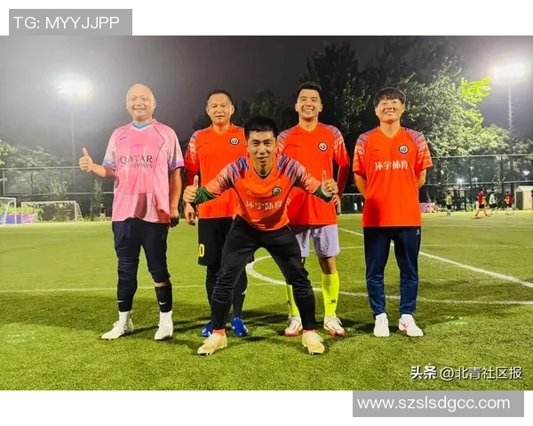 绿茵热血瞬间记录足球球星赛场对话真实风采